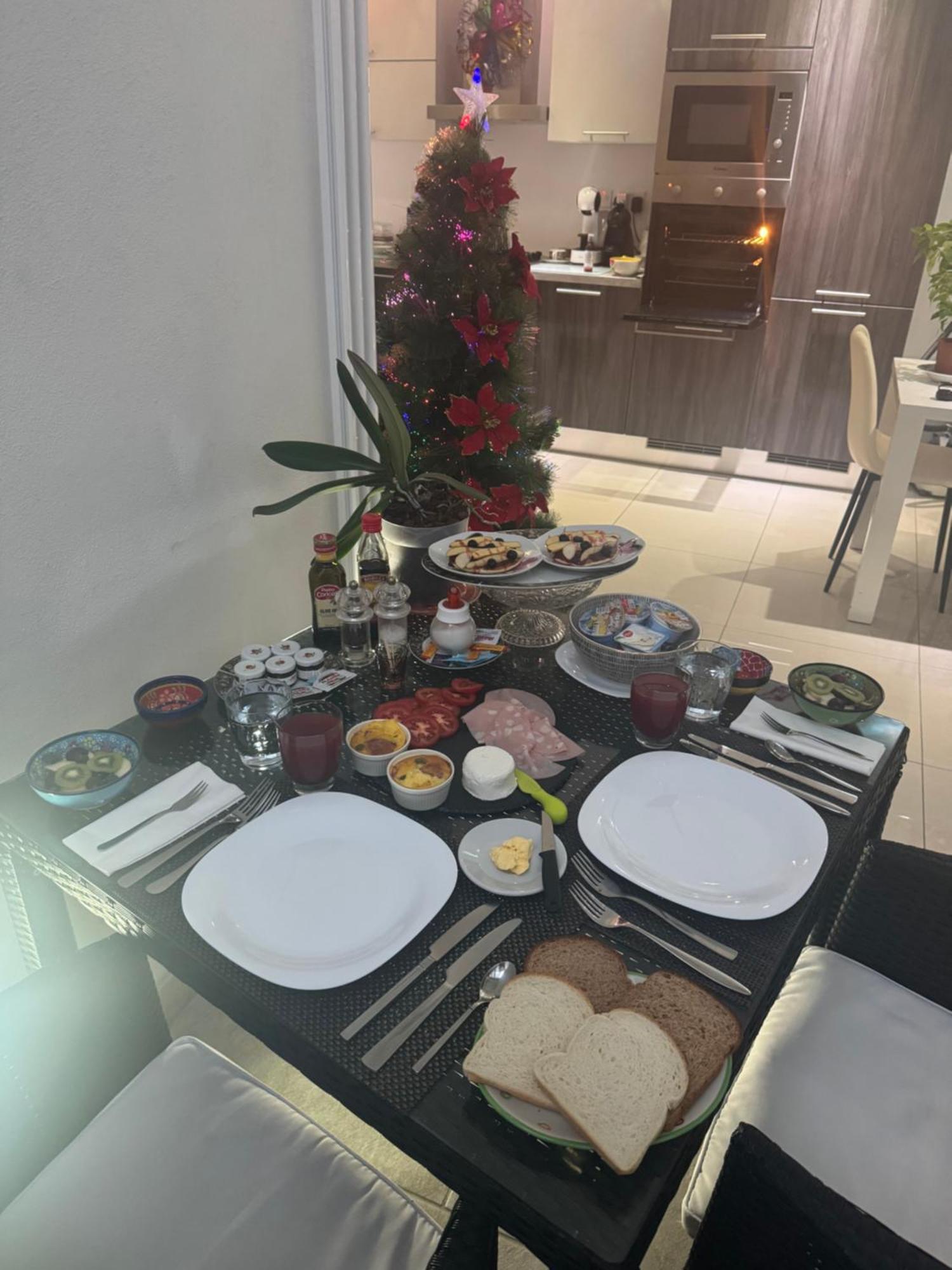 Escape To St Julians Bed & Breakfast Saint Julian's Ngoại thất bức ảnh