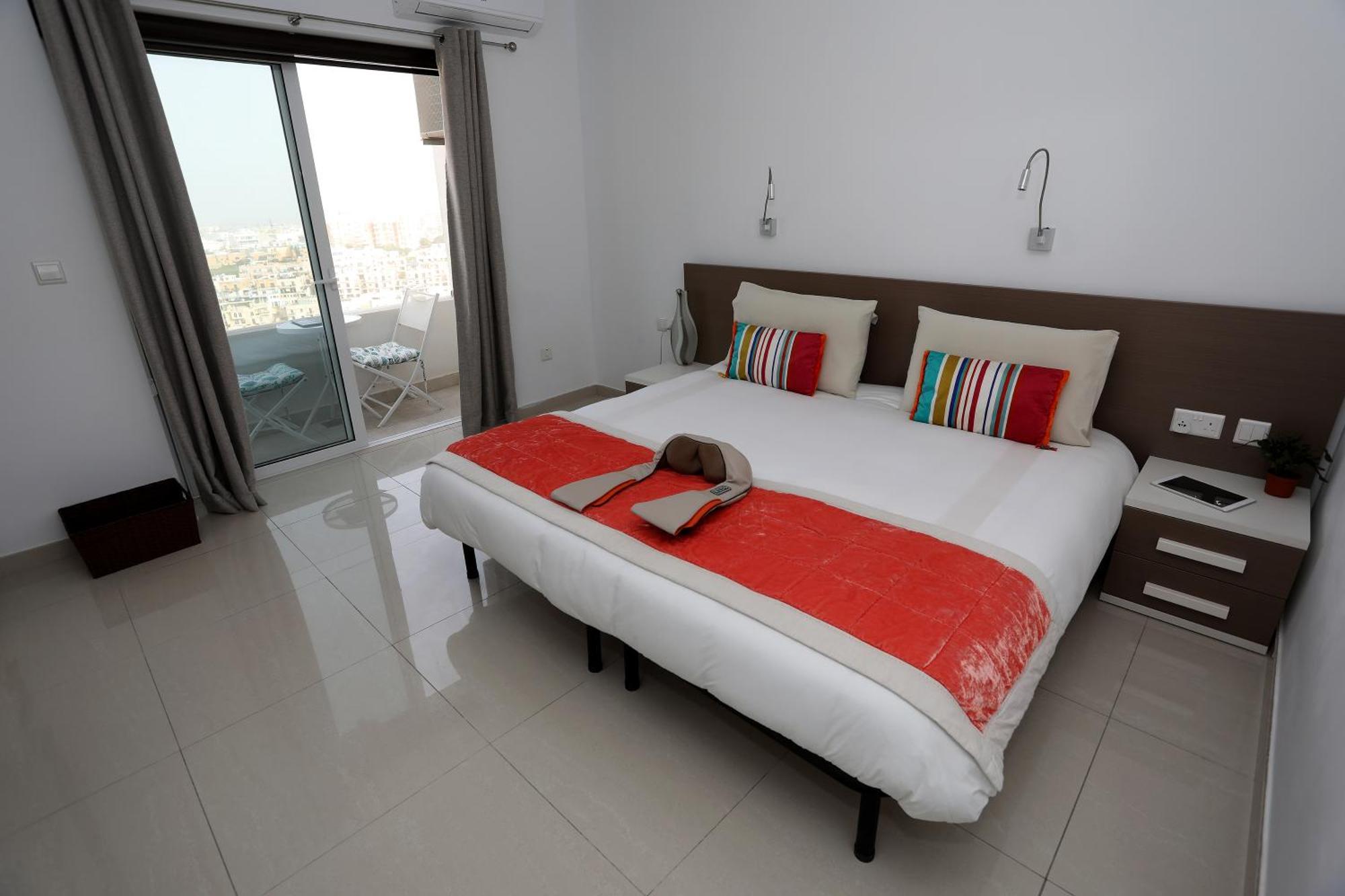 Escape To St Julians Bed & Breakfast Saint Julian's Ngoại thất bức ảnh